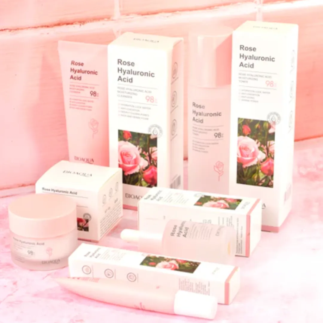 Kit De Lujo  Facial Antiedad Ultra Hidratante de Rosas Y Ácido Hialurónico  Bioaqua